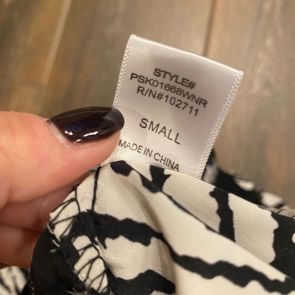 Harlowe & Graham Drawstring Pant/Trouser. Gently Used. Size SMALL - Picture 7 of 11